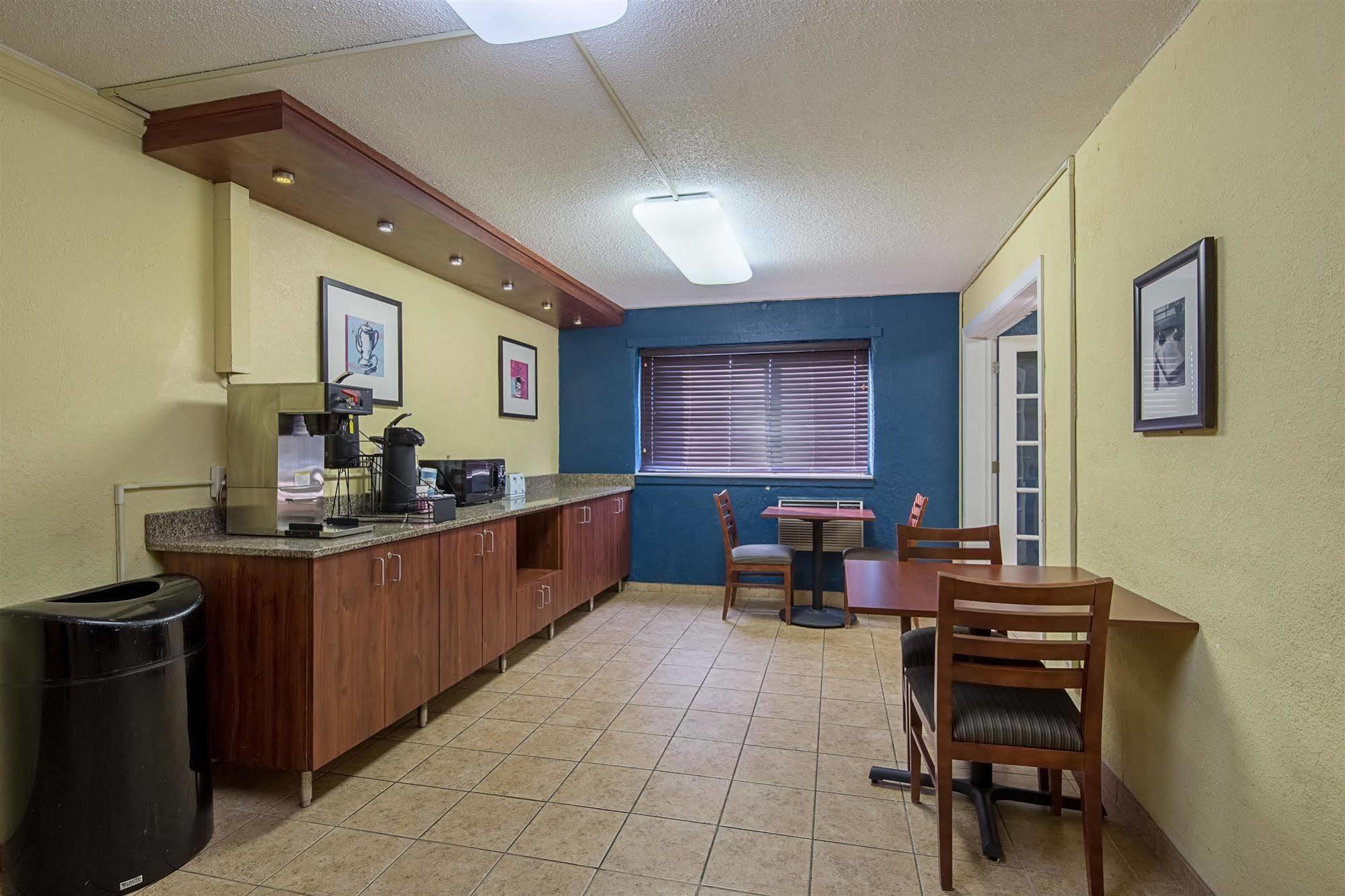 Motel 6-Moline, Il المظهر الخارجي الصورة